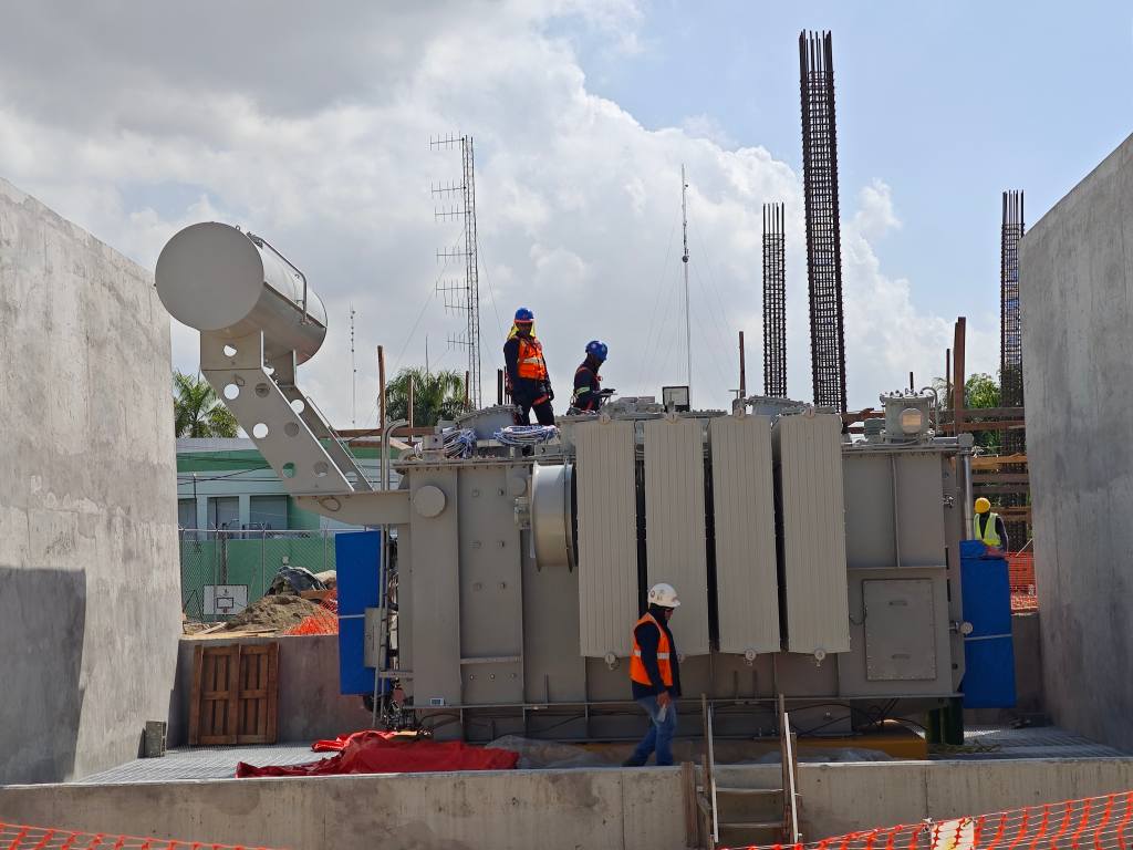 Huixing Heavy Electric Memajukan Infrastruktur Kuasa di Republik Dominican